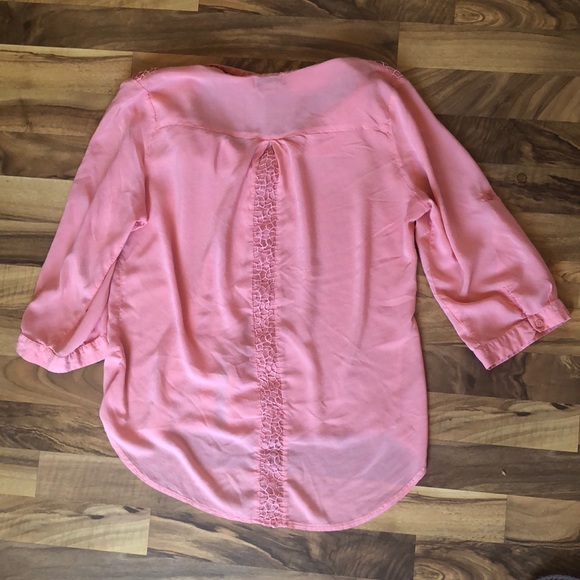 Spring coral mid sleeve blouse - Picture 2 of 3